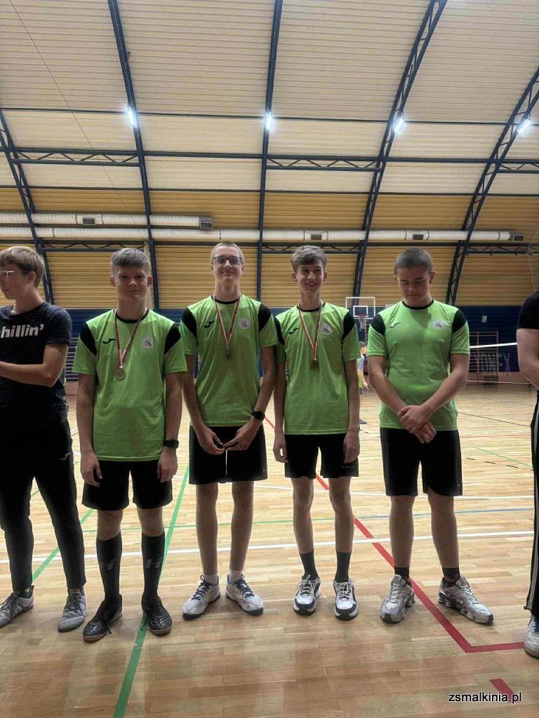 572795831_1523593265948699_5827557243562224776_n-001