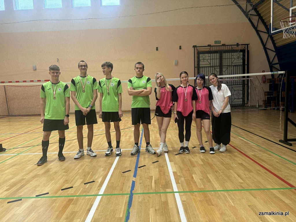 576673345_1523592929282066_1659253790638769714_n-001