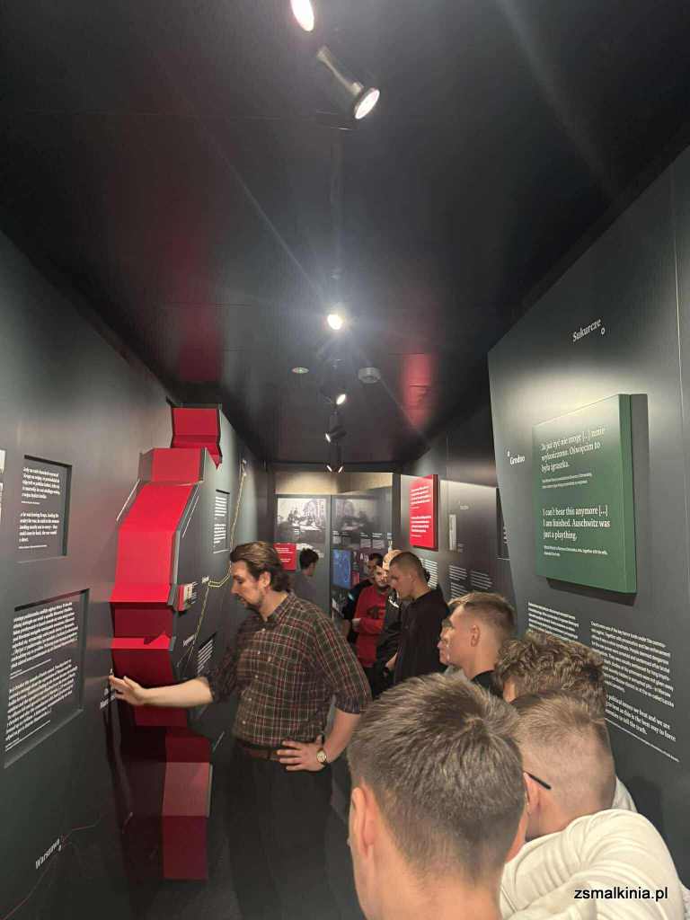 received_1338425664680923