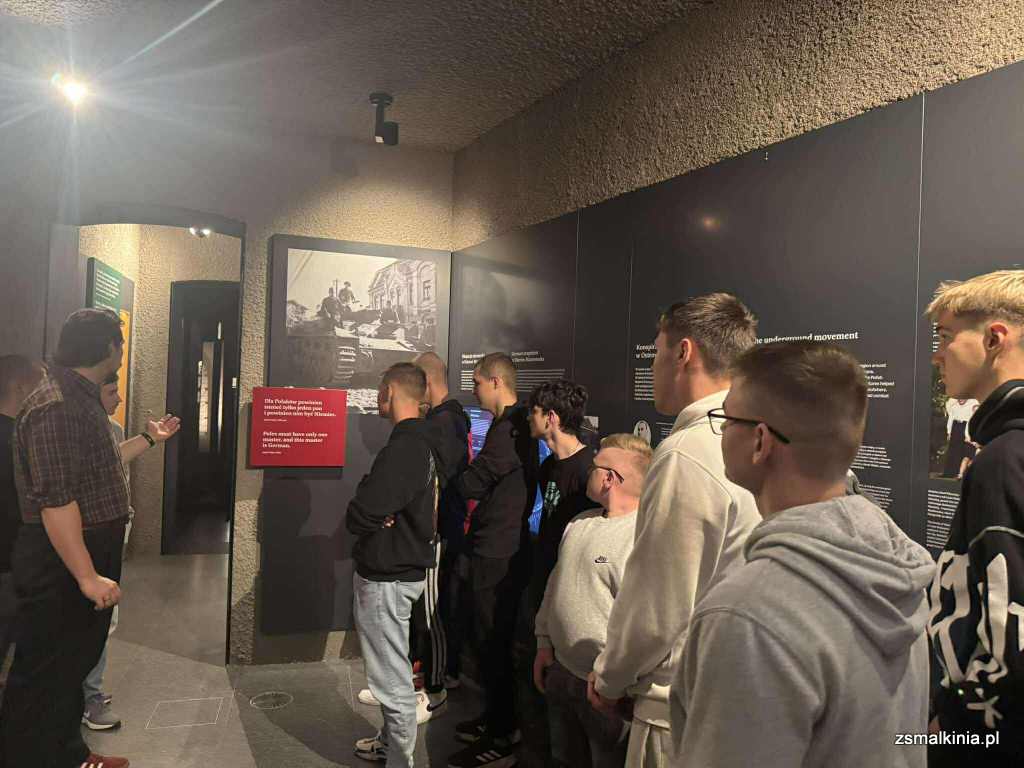 received_1397490575712844